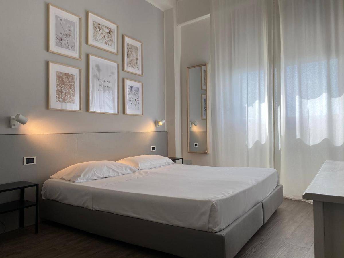 Hotel Il Romito Quercianella Esterno foto